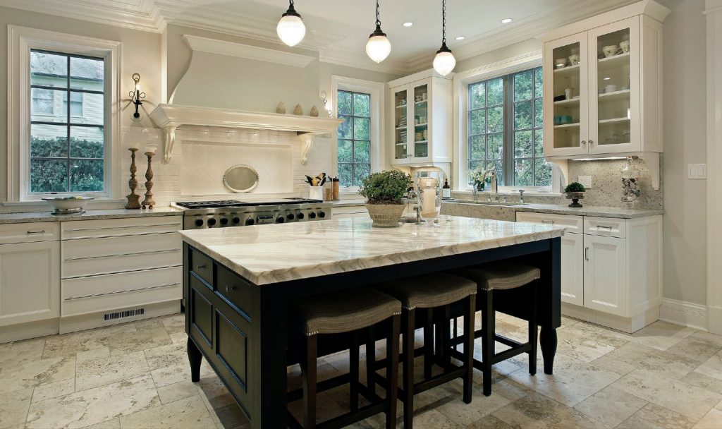 14 Freestanding Kitchen Islands With Seating (That You'll Love)