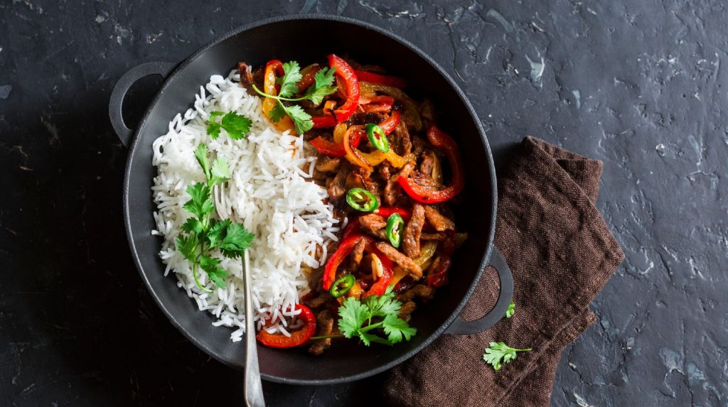 9 Amazing Things You Can Cook in a Cast Iron Wok ThreeTwoHome