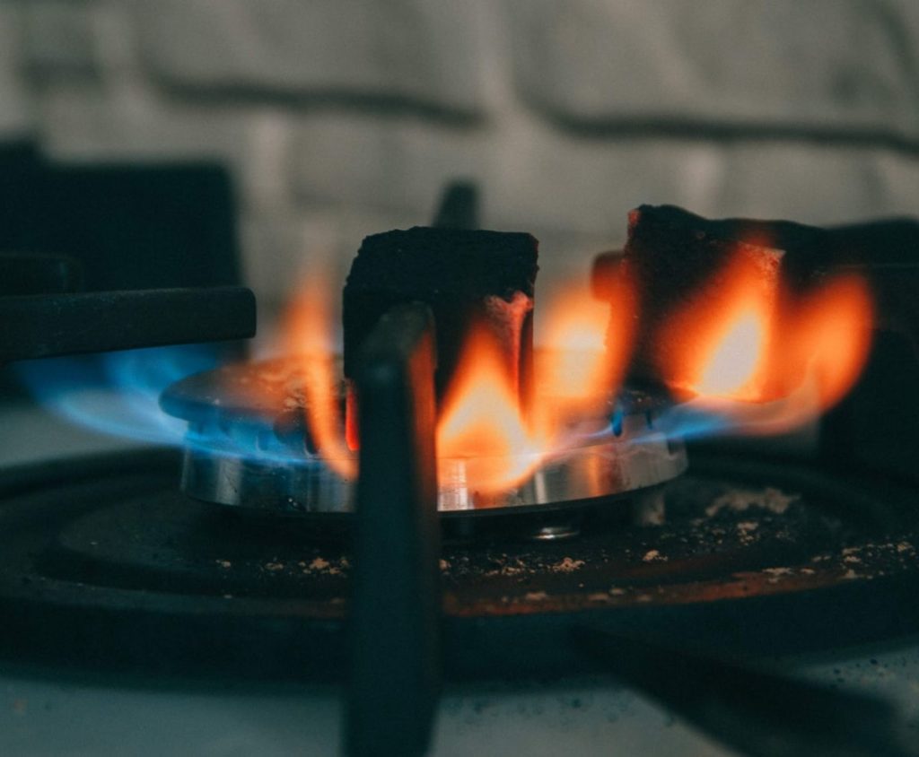 How to Tell if Propane Regulator Is Bad (in 4 Easy Steps) • ThreeTwoHome