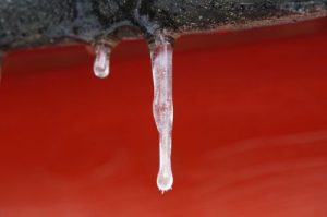 How long does it take for pipes to freeze